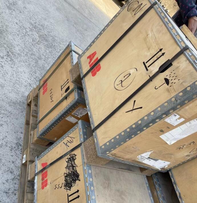 软启动器PSTB370-600-70 软启动器PSTB370-600-70